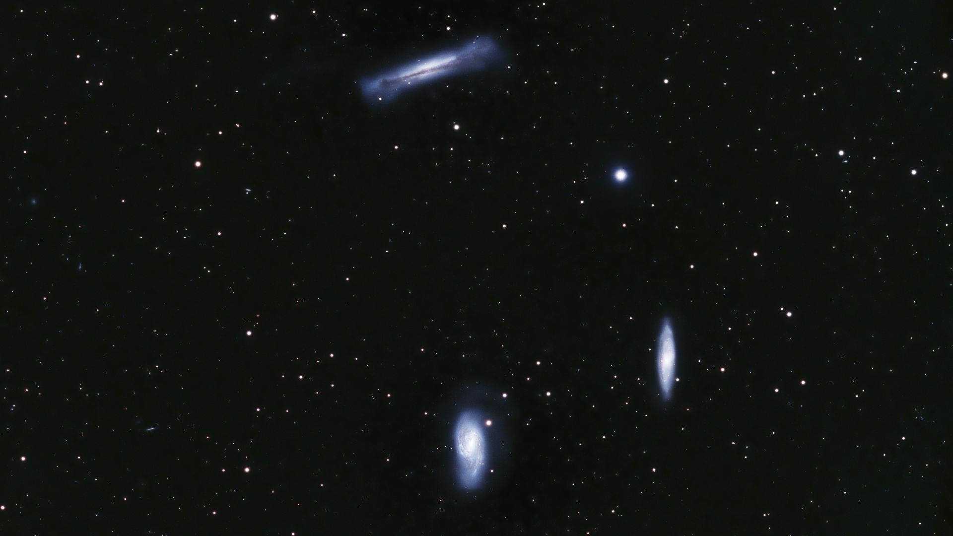 Leo Triplet